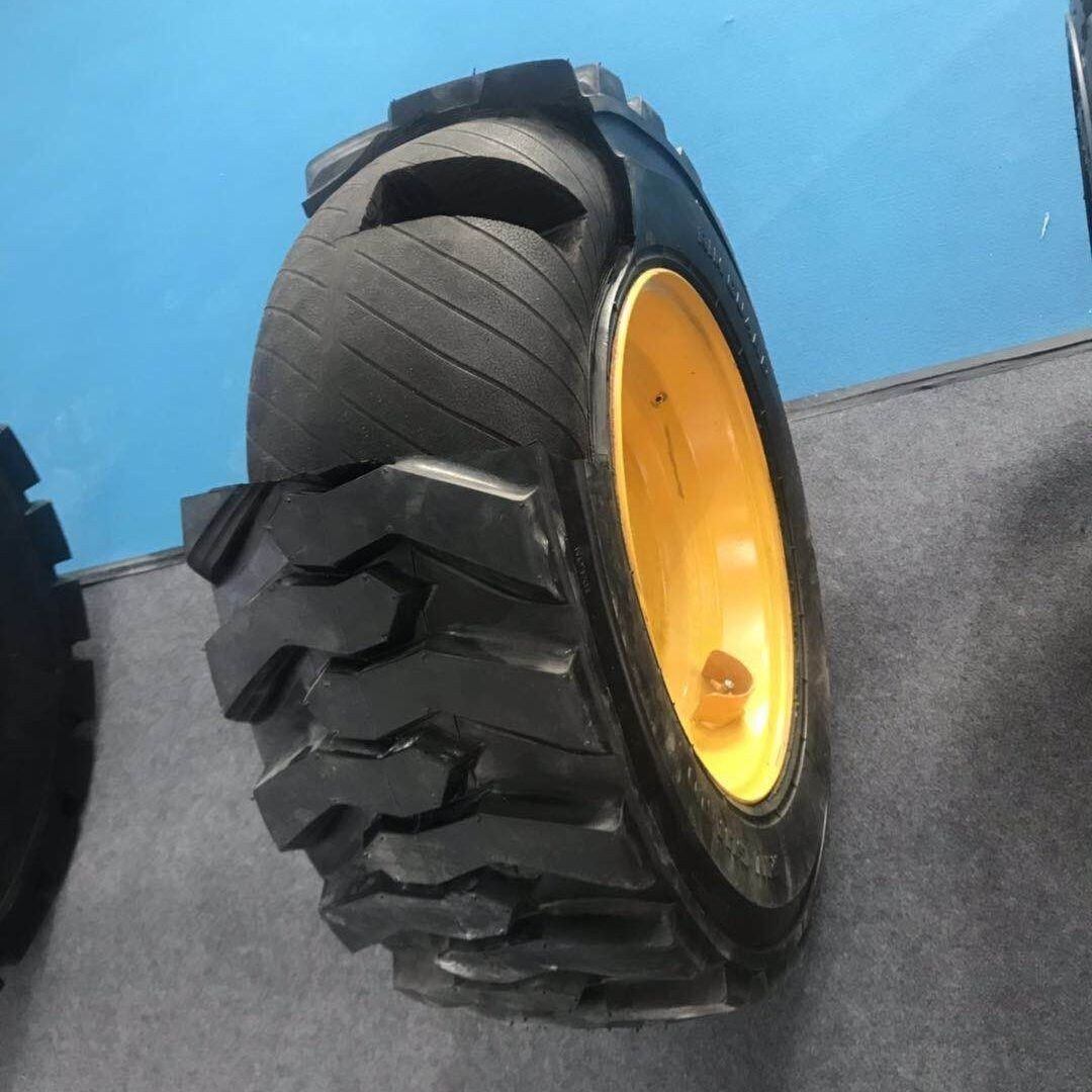 Skid Steer Tyre industrial reference